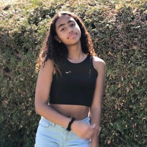 Meet your Posher, Khristina